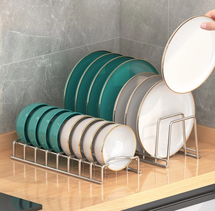 Khay úp bát đĩa giúp sắp xếp bát đĩa gọn gàng, thoáng khí và nhanh khô. Thiết kế tiện dụng, tiết kiệm diện tích, phù hợp mọi căn bếp.