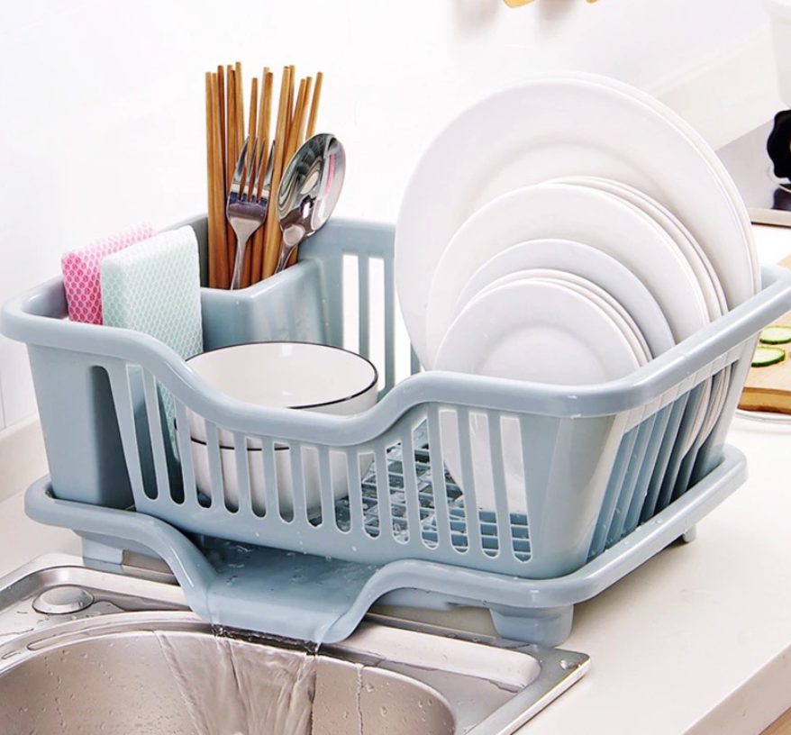 Khay úp bát chất lượng cao giúp bảo quản bát đĩa khô ráo, ngăn nắp. Thiết kế chắc chắn, tiện dụng, phù hợp cho mọi căn bếp hiện đại.