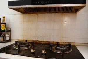Nước tẩy dầu mỡ làm sạch bếp 